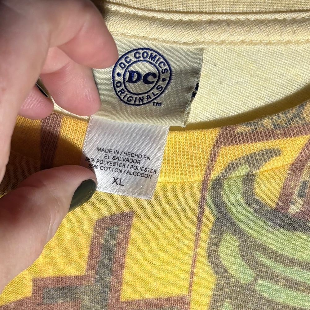 Graphic Print Men's Shirt size XL - Picture 2 of 3
